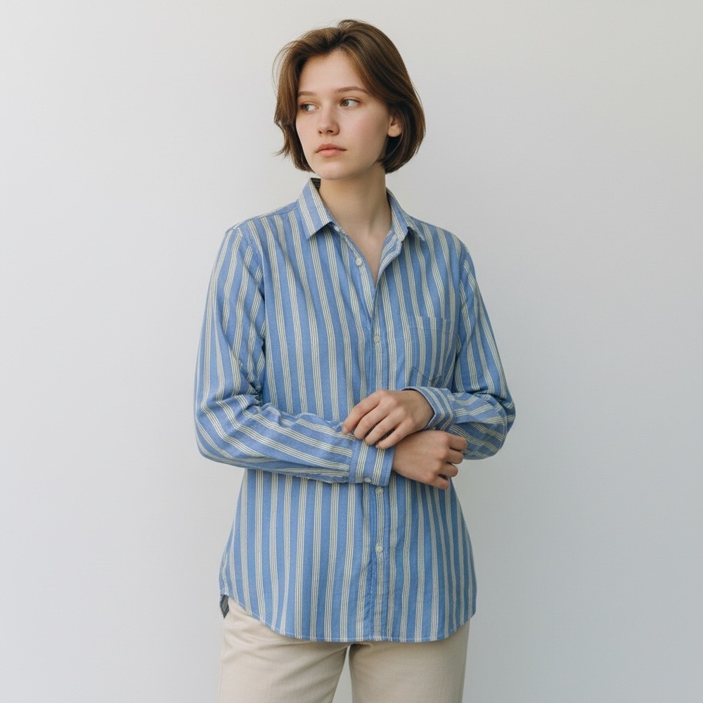 Frank & Eileen The Eileen relaxed Italian woven 
Blue striped button up size XS